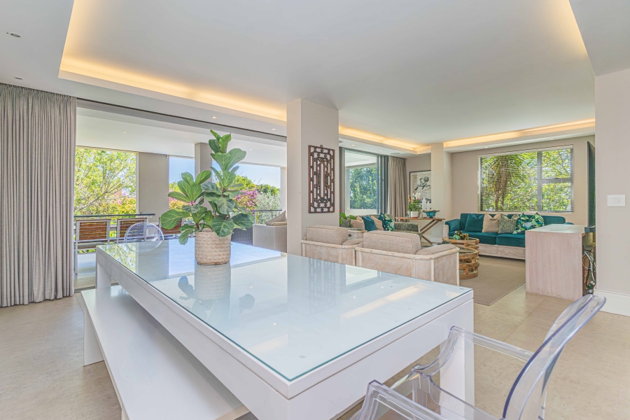 4 Bedroom Property for Sale in Fresnaye Western Cape